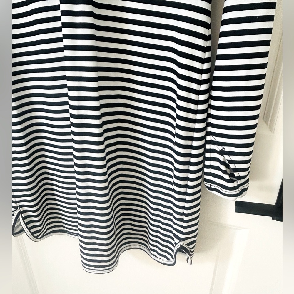 Coolibar White Black Stripe Beach Hooded Cover Up Dress XS  UPF 50+  Vac… - Picture 2 of 7